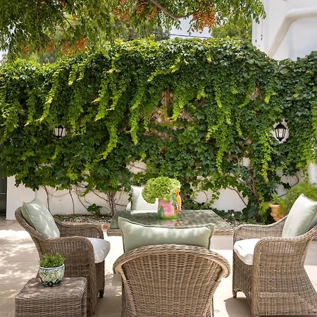 クネニ アパートメンツ Mykonos Town エクステリア 写真