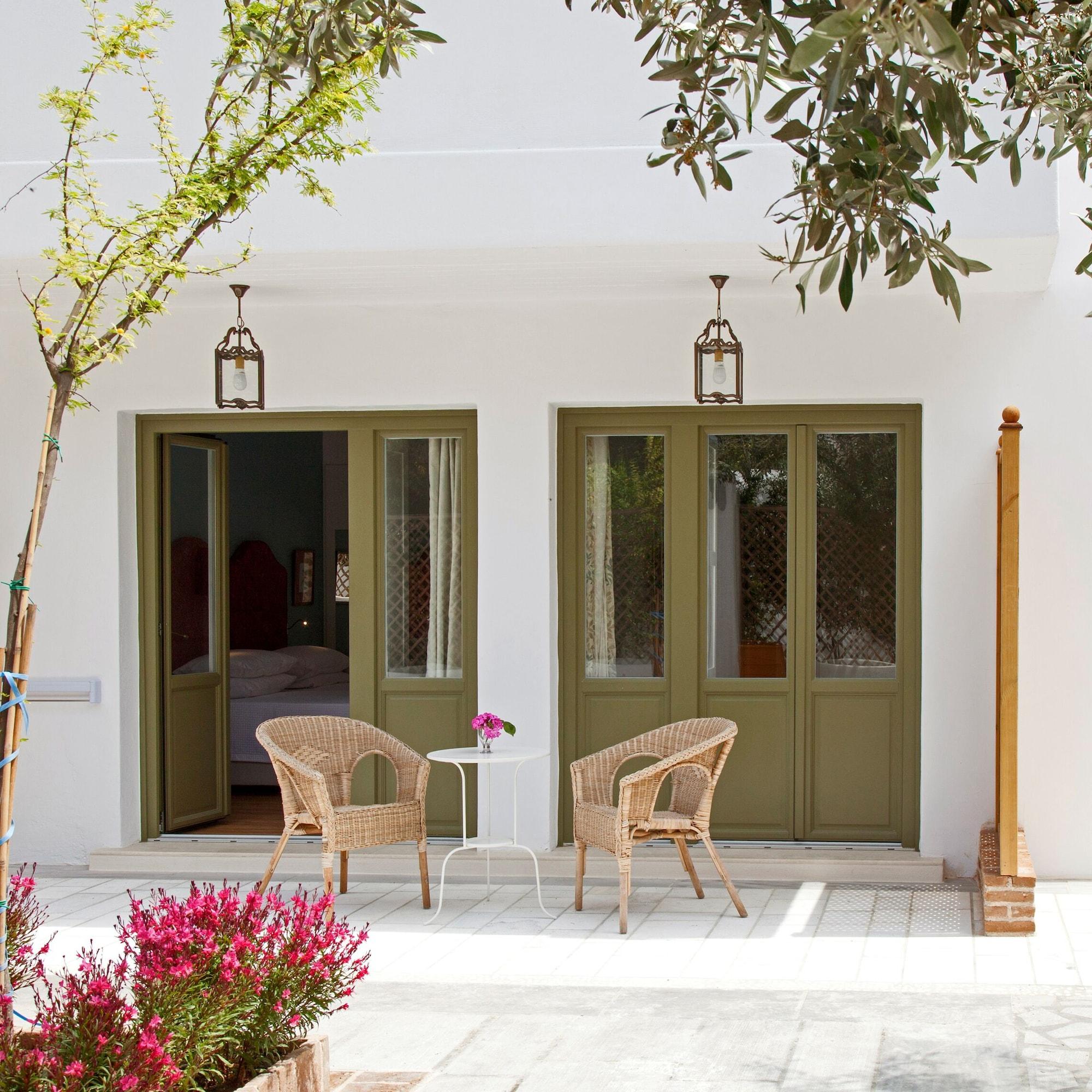 クネニ アパートメンツ Mykonos Town エクステリア 写真